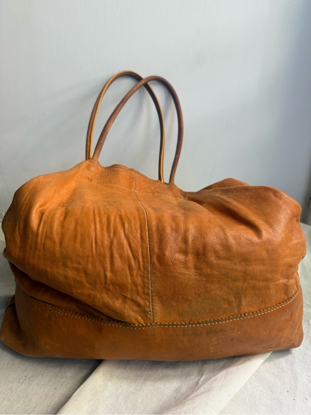 Vintage Cognac Leather Slouchy Hobo Tote XL Soft Distressed Carryall Laptop Bag - Picture 10 of 13
